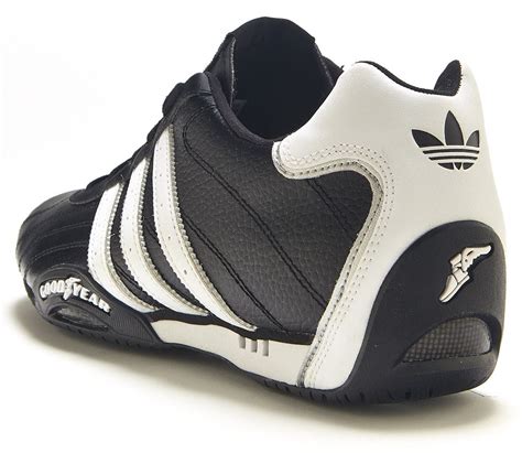 Schwarze Adidas Goodyear online 